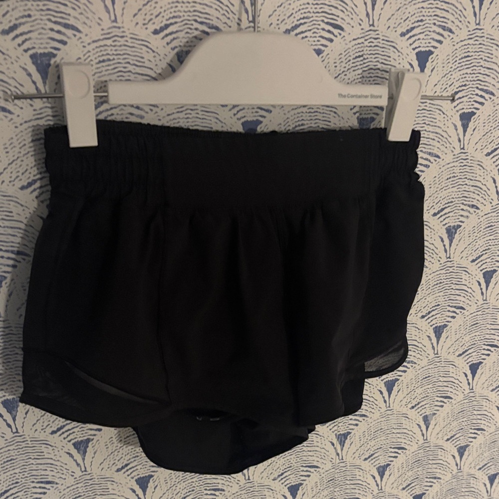 Lululemon Hotty Hots Size 4, 2.5